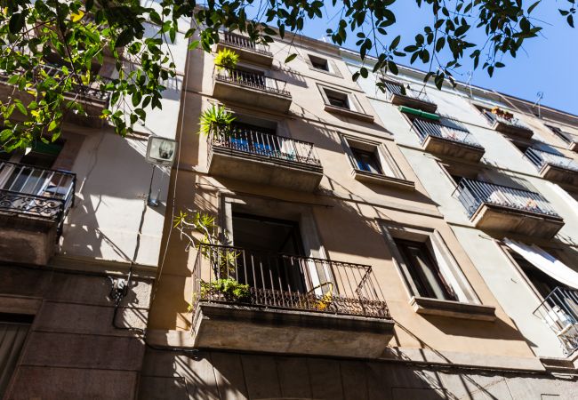 Ferienwohnung in Barcelona -  4 BEDROOM APARTMENT P