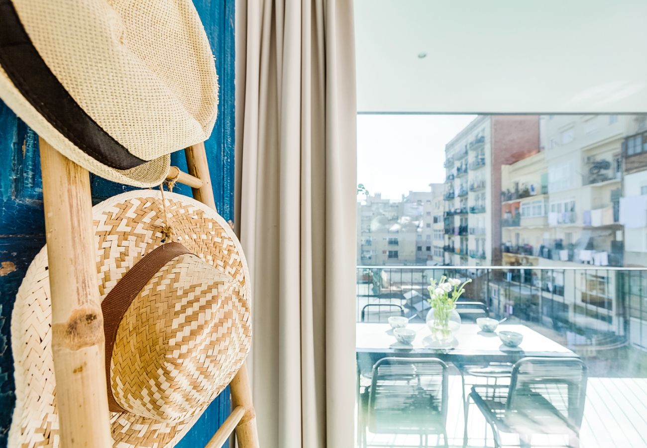 Ferienwohnung in Barcelona - CASA FLORIDA TERRACE SUITE