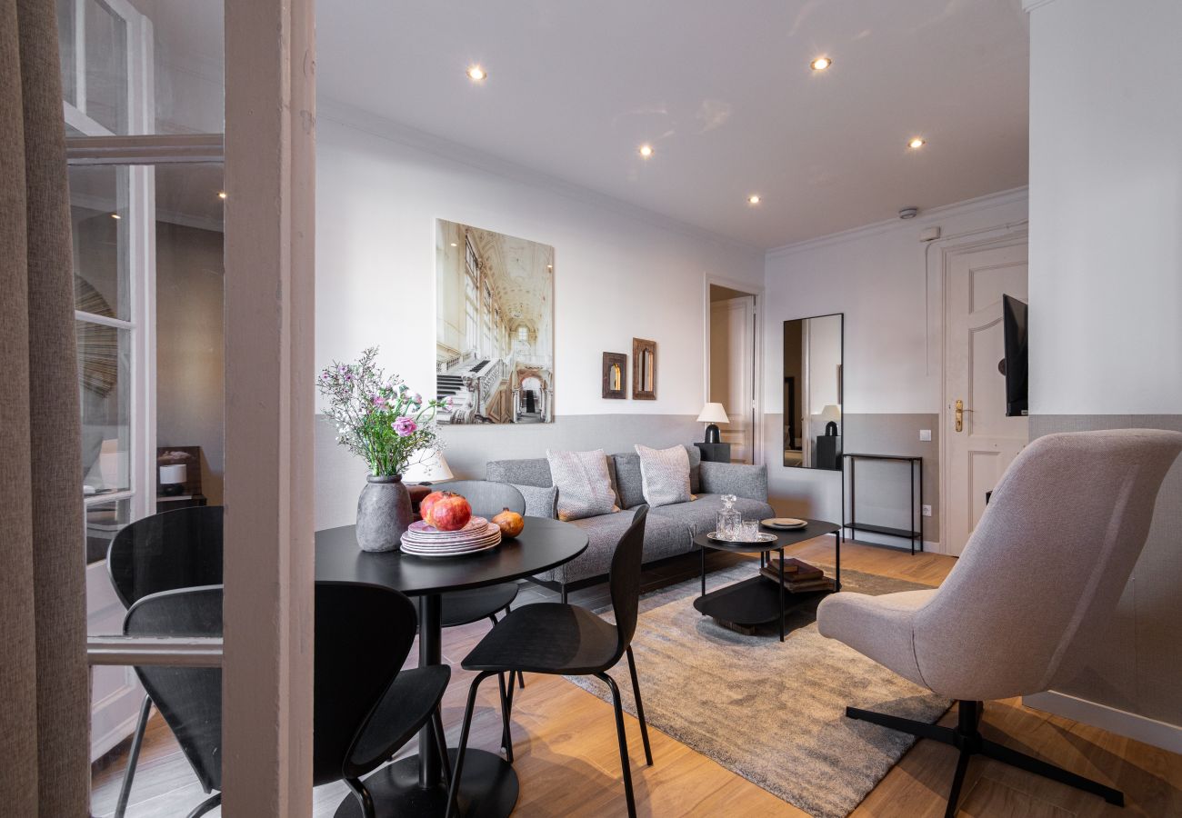 Ferienwohnung in Barcelona - CASA CALABRIA 2 BEDROOM 4 PAX 