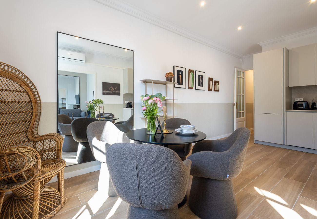 Ferienwohnung in Barcelona - CASA CALABRIA 2 BEDROOM 4 PAX 