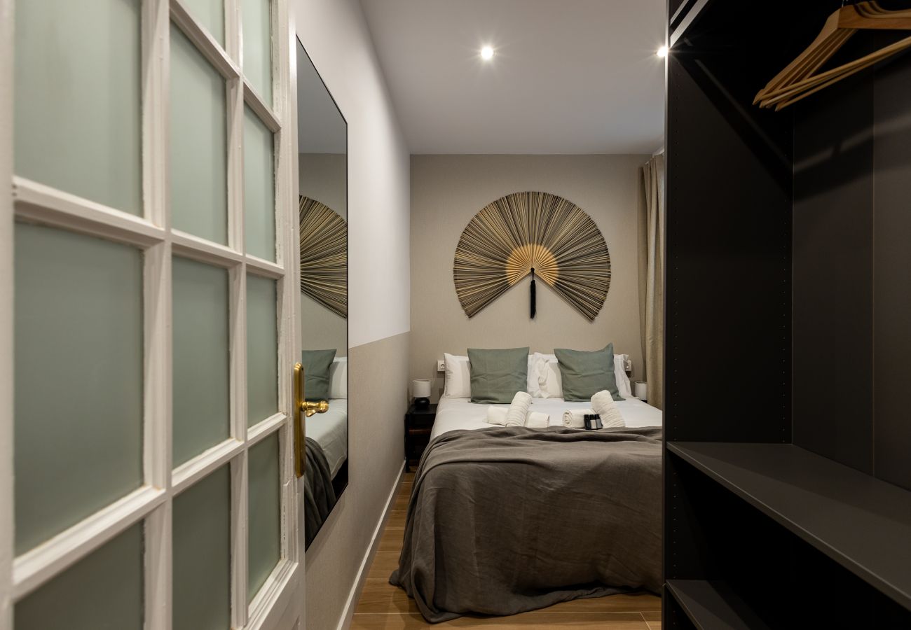 Ferienwohnung in Barcelona - CASA CALABRIA 2 BEDROOM 4 PAX 