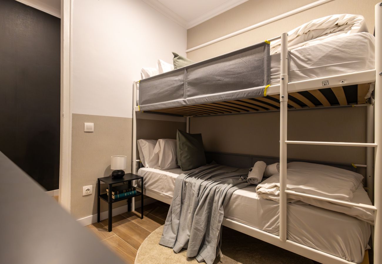 Ferienwohnung in Barcelona - CASA CALABRIA 2 BEDROOM 4 PAX 