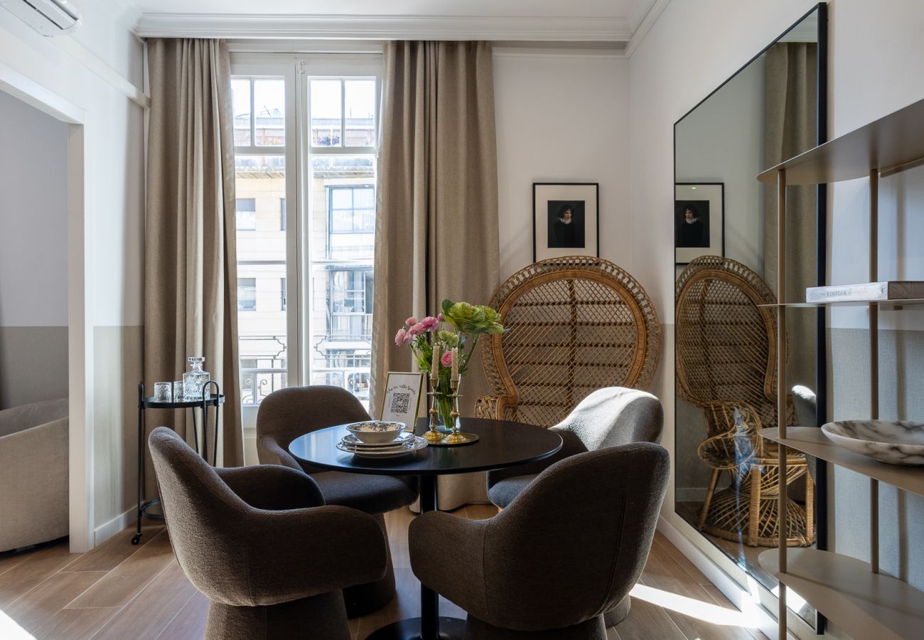 Ferienwohnung in Barcelona - CASA CALABRIA 2 BEDROOM 4 PAX 