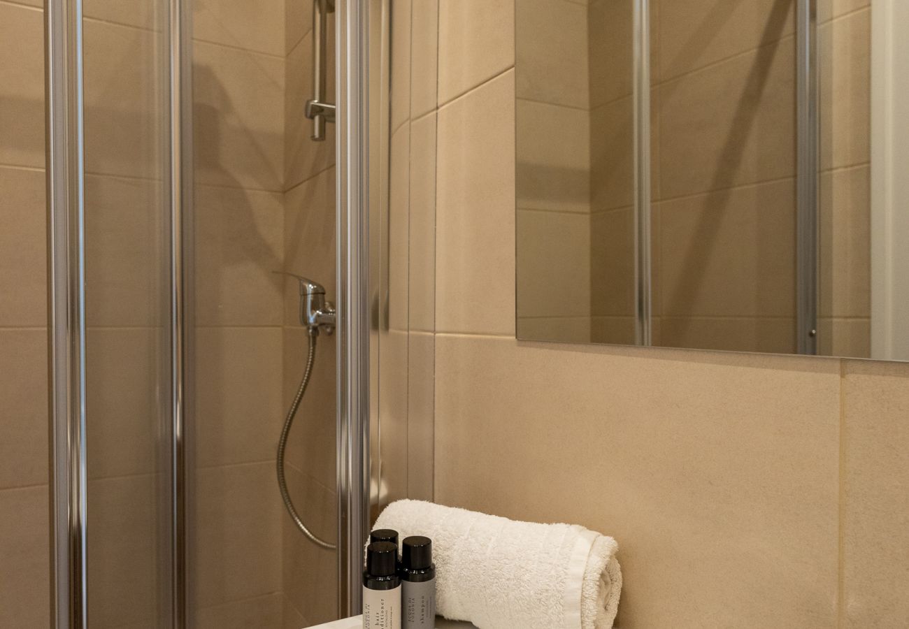 Ferienwohnung in Barcelona - CASA CALABRIA 2 BEDROOM 4 PAX 