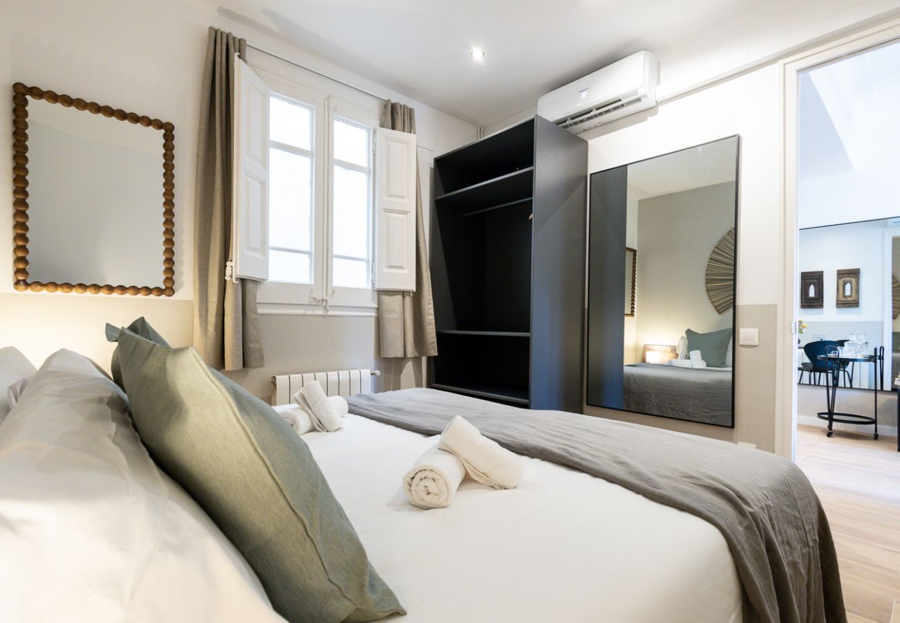 Ferienwohnung in Barcelona - CASA CALABRIA 2 BEDROOM 3 PAX 