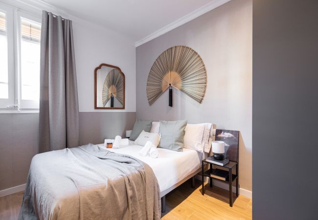 Apartamento en Barcelona - CASA CALABRIA 2 BEDROOM 4 PAX (2.2) Apartamento en Barcelona - CASA CALABRIA 2 BEDROOM 4 PAX (2.2)