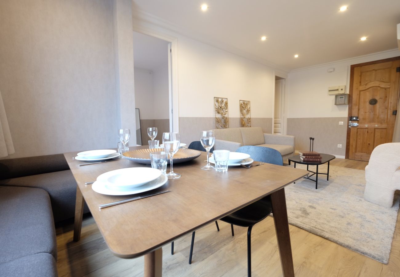 Apartamento en Barcelona - CASA CALABRIA 2 BEDROOM 3 PAX (4.2)