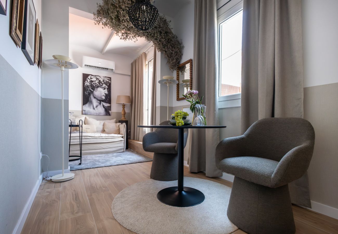 Apartamento en Barcelona - CASA CALABRIA ATICO 2 (6.2) 2 PAX 