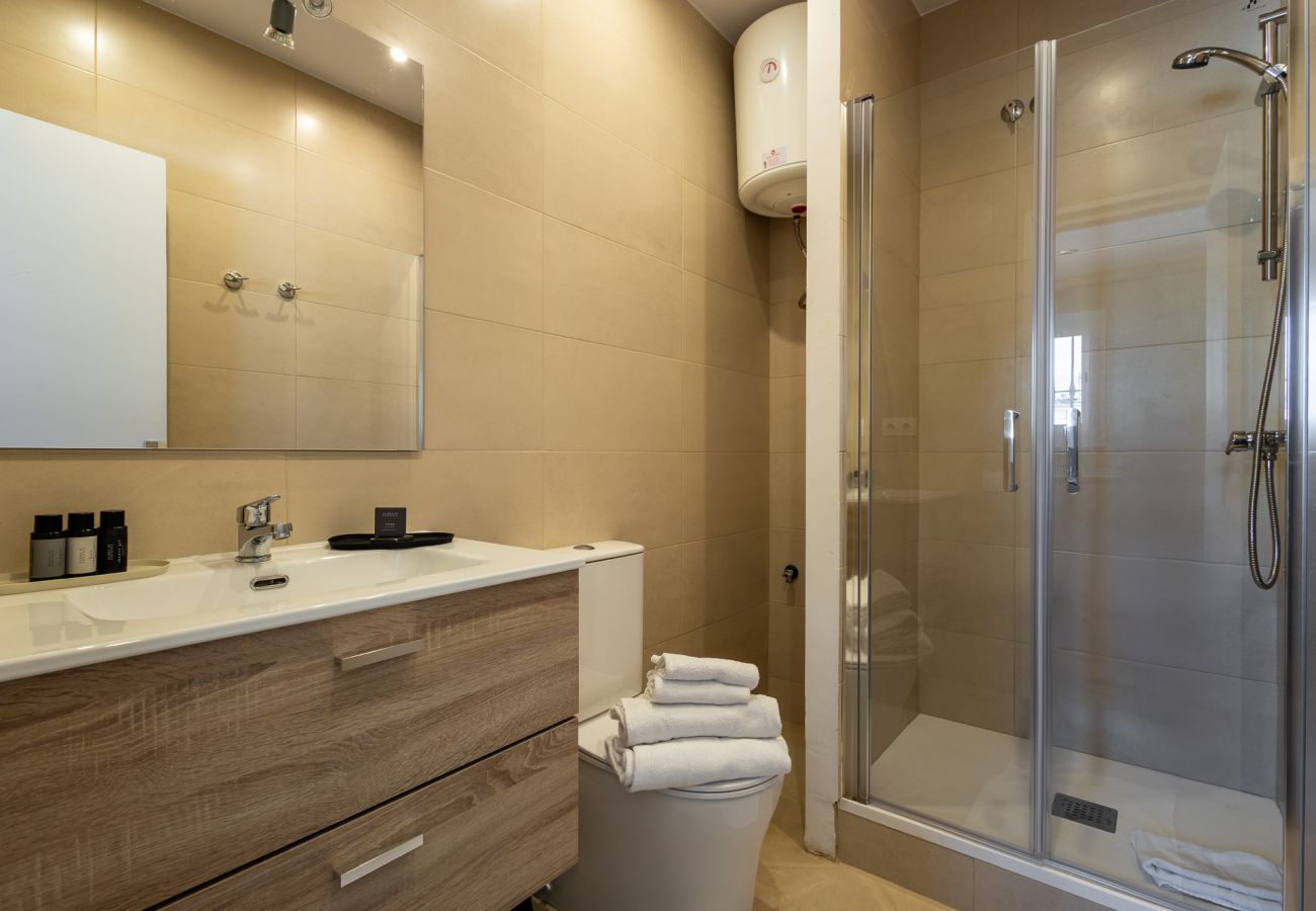Apartamento en Barcelona - CASA CALABRIA ATICO 2 (6.2) 2 PAX 