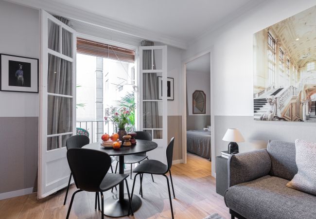 Apartamento en Barcelona - CASA CALABRIA 2 BEDROOM 3 PAX (1.3) Apartamento en Barcelona - CASA CALABRIA 2 BEDROOM 3 PAX (1.3)