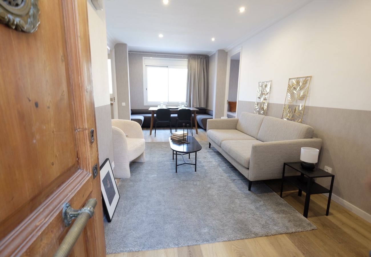 Apartamento en Barcelona - CASA CALABRIA 2 BEDROOM 3 PAX (1.3)