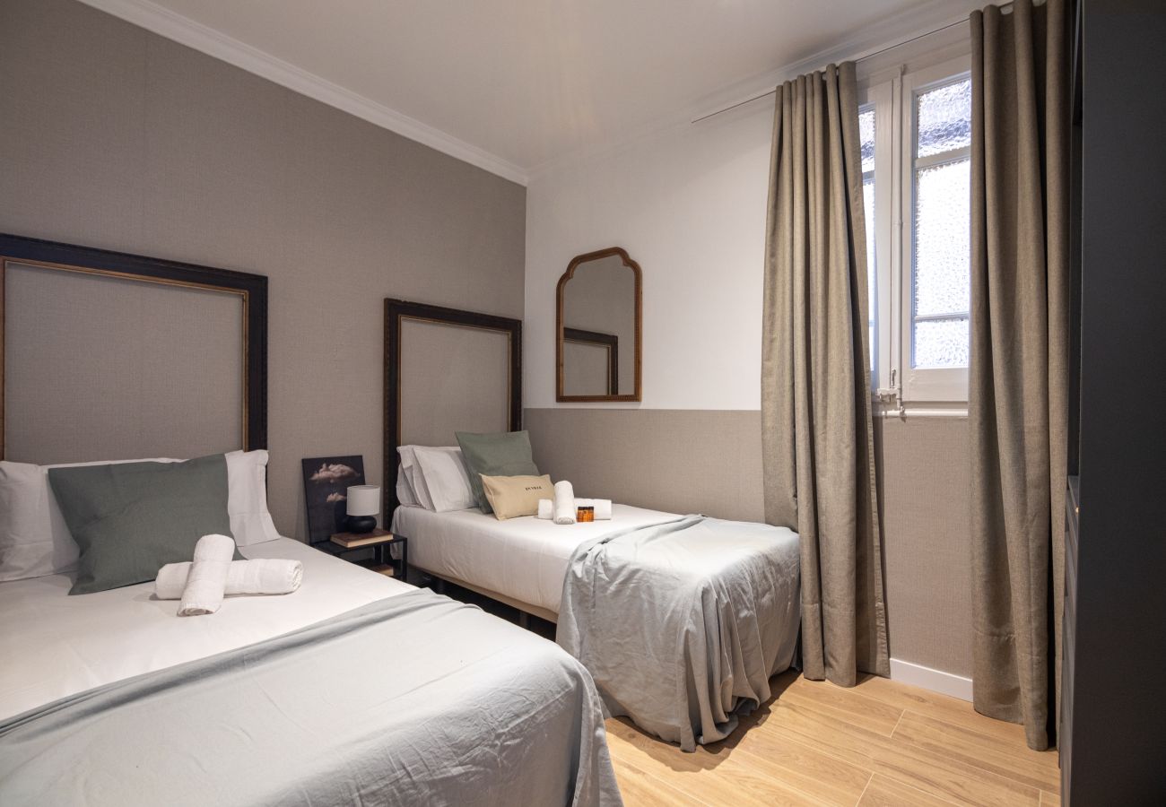 Apartamento en Barcelona - CASA CALABRIA 2 BEDROOM 3 PAX (1.1/4.1)