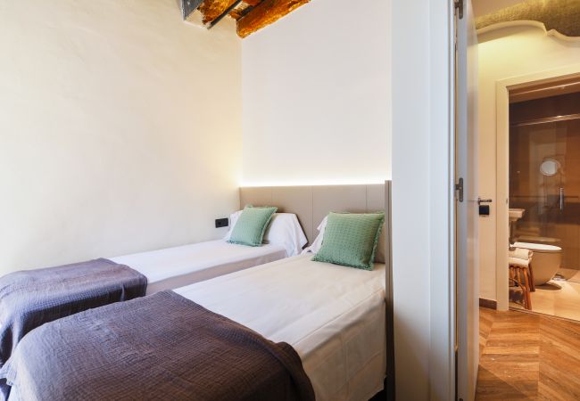 Apartment in Barcelona - CASA CARME PENTHOUSE