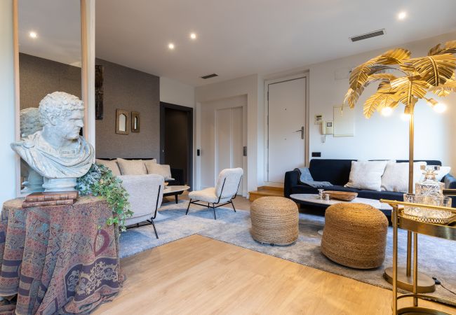 Apartment in Barcelona - Tamarit Penthouse